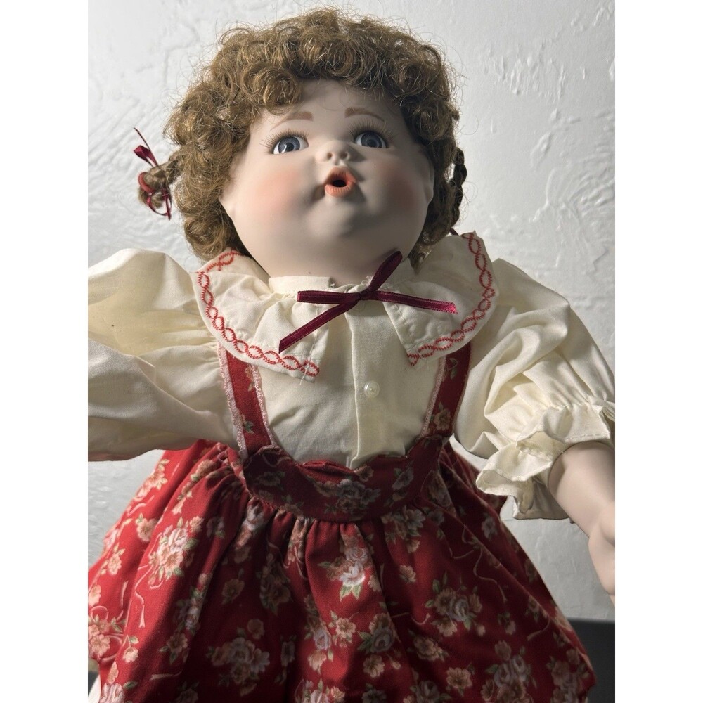 Doll 17-inch Heritage Mint porcelain collector Doll, Brown Hair Blue Eyes